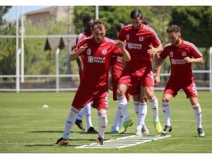 Sivasspor, Yeni Sezona Hırslı Hazırlanıyor