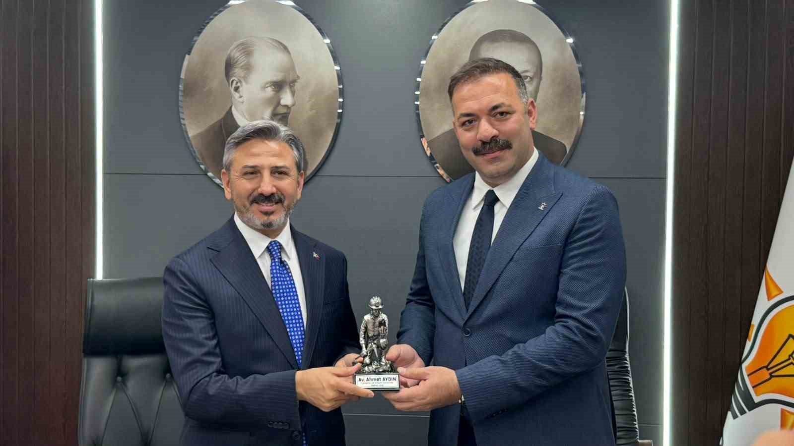 bakan-yardimcisi-aydin-maden-sahalarindaki-tereddutleri-ortadan-kaldirdik-tamamen-acik-ve-seffaf-kurallara-bagladik