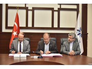 Etü İle Tebriz Üniversitesi Arasında İşbirliği Protokolü İmzalandı