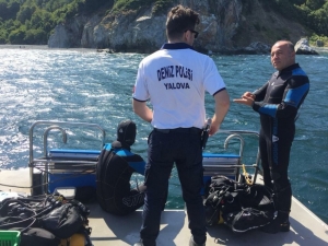 Botla Denize Açılan Genç Suda Kayboldu