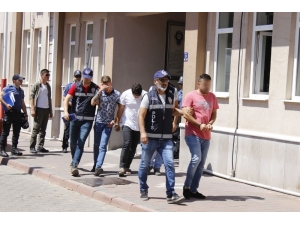 Çanakkale’de 32 Kaçak Göçmen Yakalandı