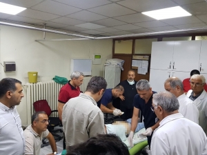 Doktora Bıçaklı Saldırı