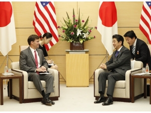 Abd Savunma Bakanı Esper Japonya’da