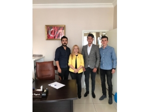 Mhp’li Esin Kara Sorunları Dinliyor