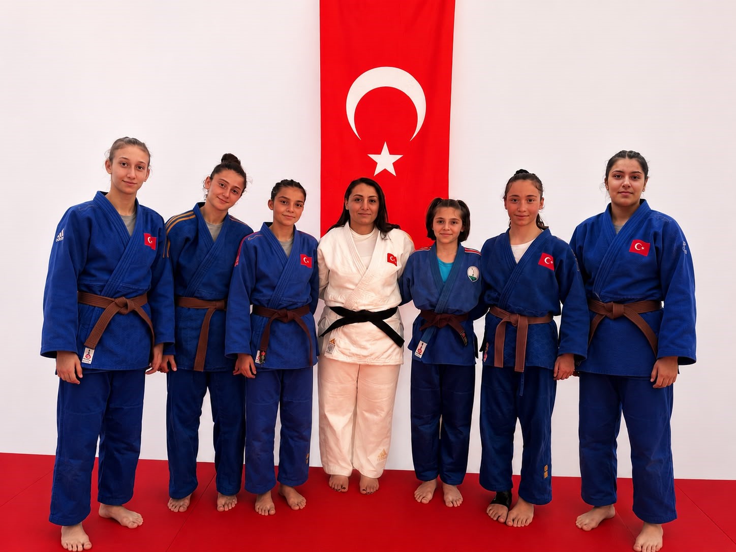 osmangazi-nin-milli-judoculari-avrupa-kupasi-nda