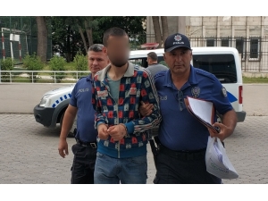 Bıçakla Yaralamaya Gözaltı