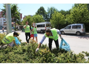 Bolu Belediyesi’nin Temizlik Kampanyasına İlk Destek Gazetecilerden