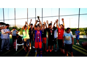 Sarıgöl’de ’Yaz Kur’an Kursları Arası Futbol Turnuvası’