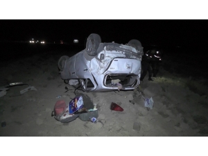 Otomobil Tarlaya Uçtu: 1’i Bebek 5 Yaralı