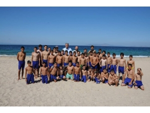 Başkan Elbi’den Genç Futbolculara Ziyaret