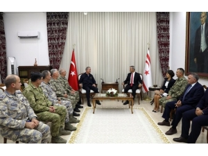 Milli Savunma Bakanı Akar, Kktc Meclis Başkanı Uluçay İle Görüştü