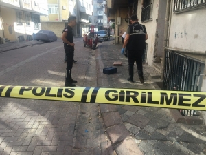 Zeytinburnu’nda Alacak Verecek Kavgası Kanlı Bitti