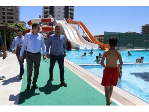 Baydilli Gençleri Havuza Davet Etti