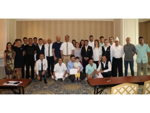 Elite World’de Sertifika Töreni