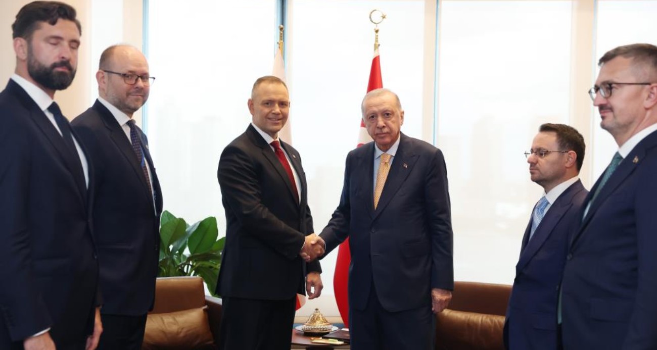 cumhurbaskani-erdogan-polonya-cumhurbaskani-nawrocki-ile-gorustu