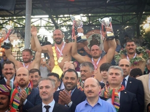 Büyükşehirli Tanju, Kurtderede 3. Oldu