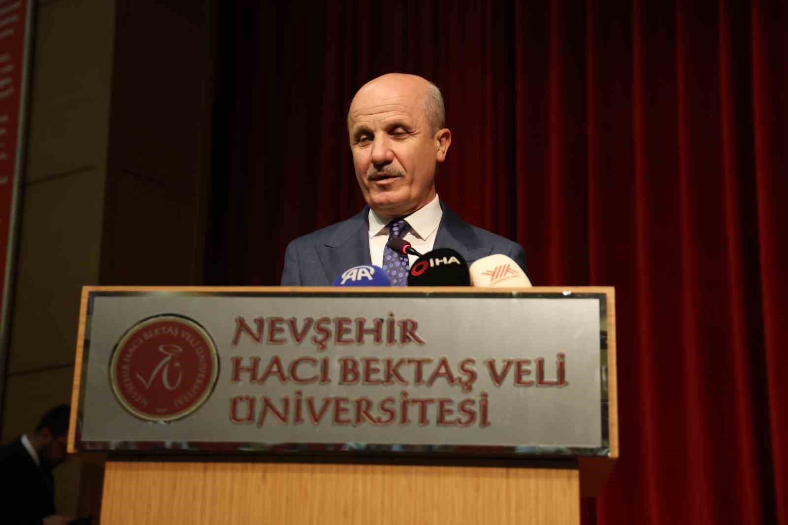 yok-baskani-ozvar-mezuniyet-bir-son-degil-hayat-boyu-ogrenmenin-yeni-baslangicidir