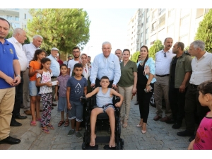 Efeler Belediyesi, Abdülbaki’ye Yeni Akülü Araç Hediye Etti