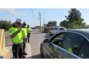 Polis Ekiplerinden Bayram Öncesi Trafik Denetimi