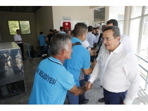 Başkan Batur’dan Bayram Mesajı: “Hedef 2023”