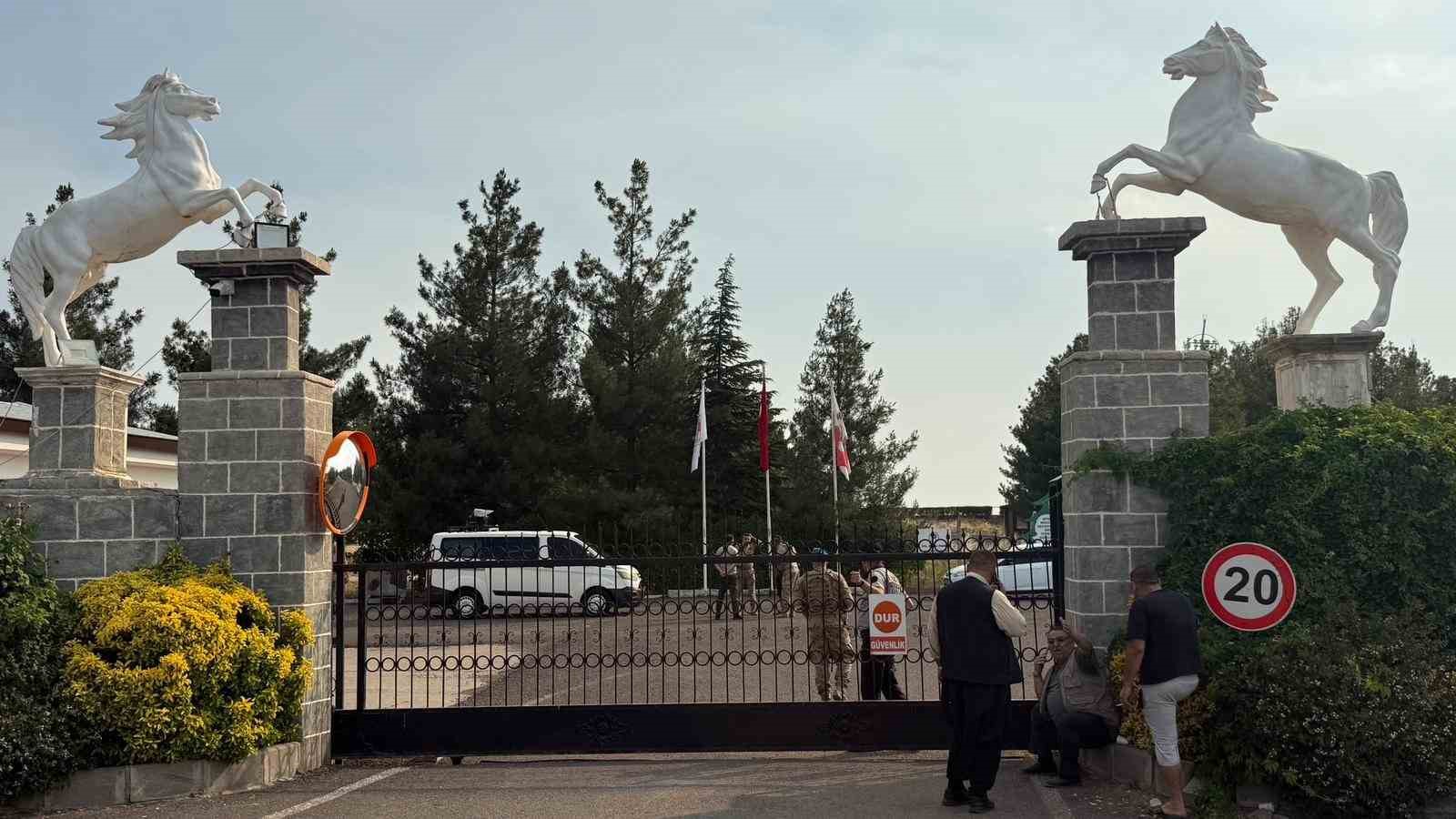 hali-sahada-cikan-kavga-3-ile-sicradi-13-yarali