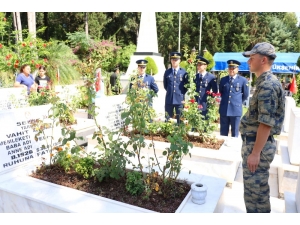Şehit Annesi 4 Erkek Çocuğunu Daha Şehit Vermeye Hazır