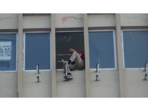 Kız Arkadaşıyla Sorun Yaşayan Genç, İntihar Girişiminde Bulundu