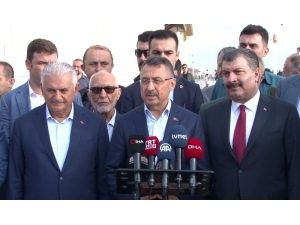 Cumhurbaşkanı Yardımcısı Oktay, Bayram Namazını Büyük Çamlıca Camii’nde Kıldı