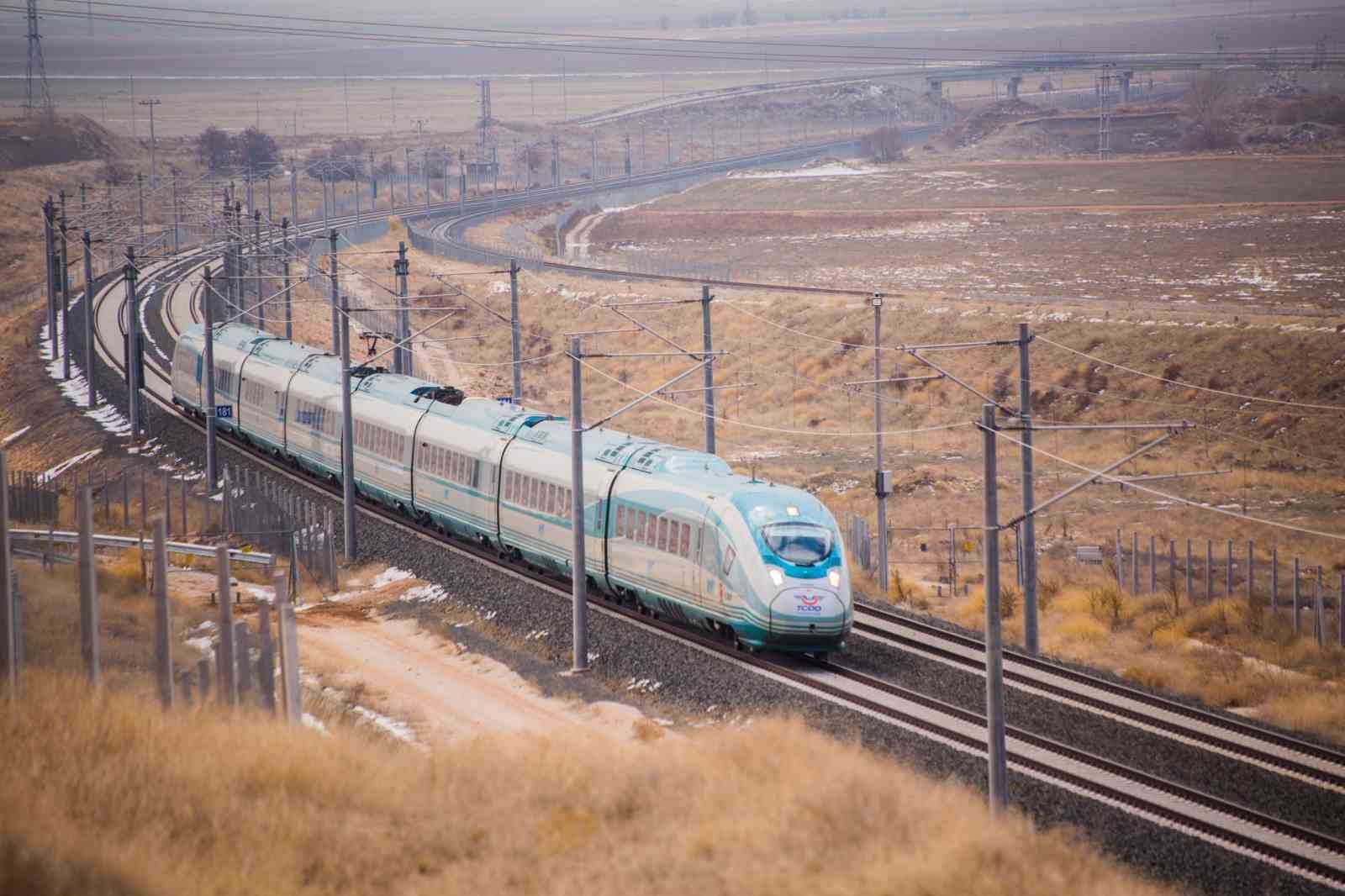 bakan-uraloglu-demiryolu-agimizi-10-bin-948-kilometreden-13-bin-919-kilometreye-ulastirdik
