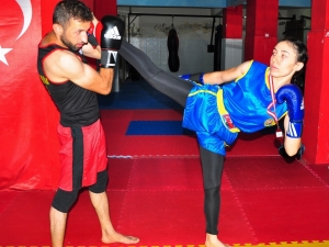 Temizlik İşçisi Balkanlar’ın Zirvesinde