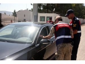 Kilis’te Jandarma Ekipleri ’Drone’lu Uygulama Yaptı