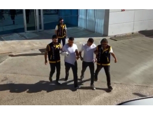 "Neden Bayramımı Kutlamadın" Kavgası Kanlı Bitti: 1 Ölü, 2 Yaralı