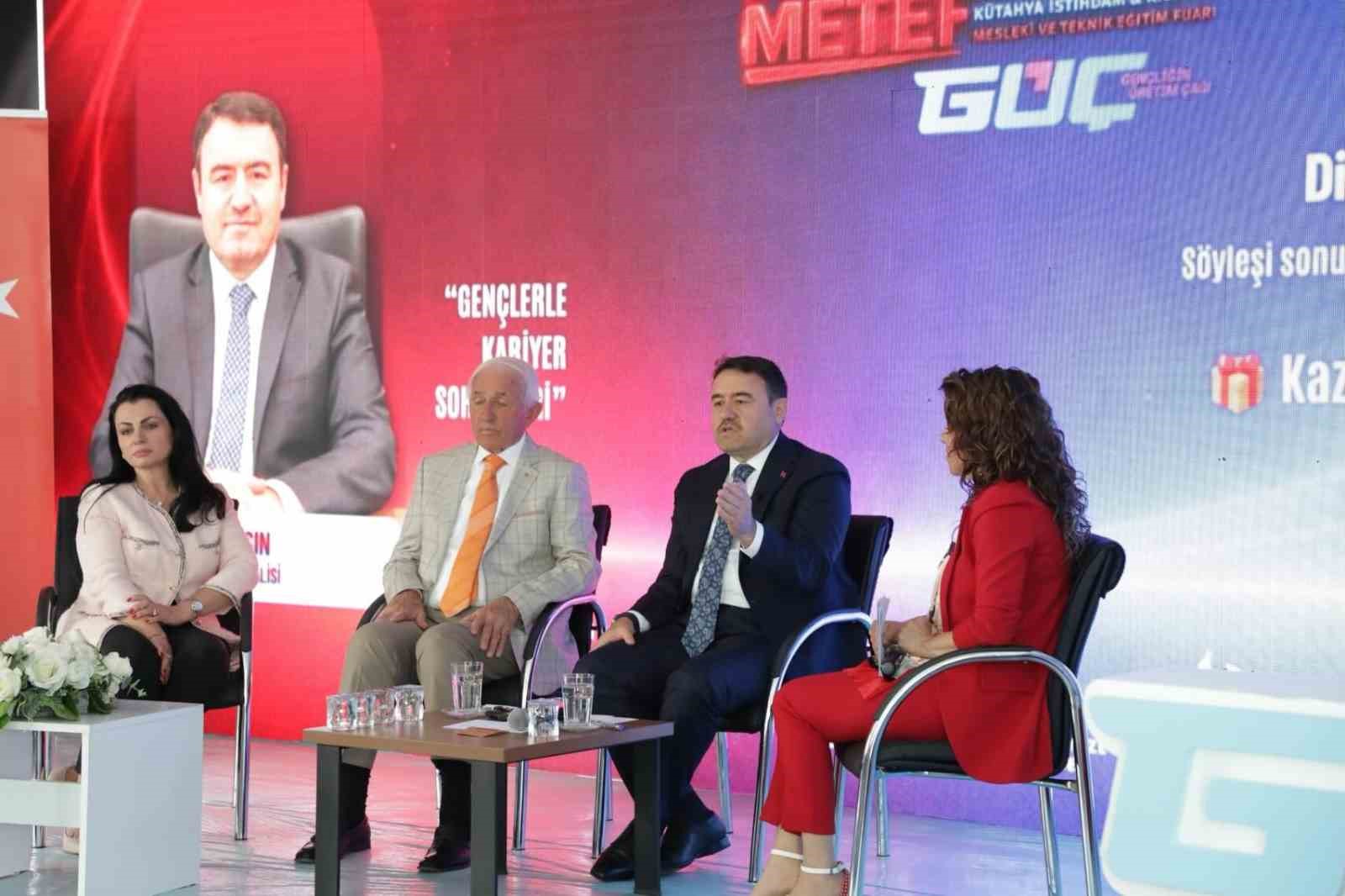 vali-isin-turkiye-de-herkes-egitimle-istedigi-noktaya-gelebilir