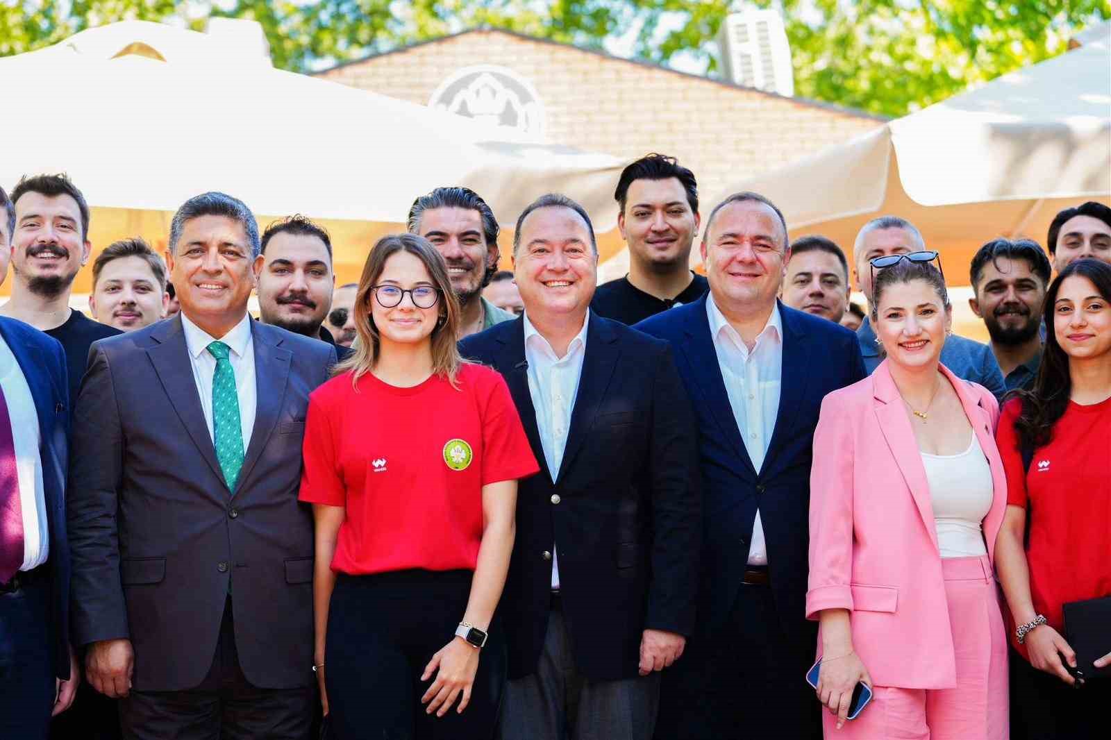 baskan-dutlulu-dan-antrenorlere-guven-mesaji
