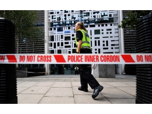 İngiltere İçişleri Bakanlığı Önünde Bıçaklı Saldırı