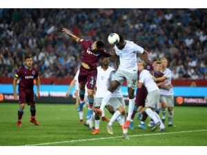 Trabzonspor, Uefa Avrupa Ligi’nde Tur Atladı
