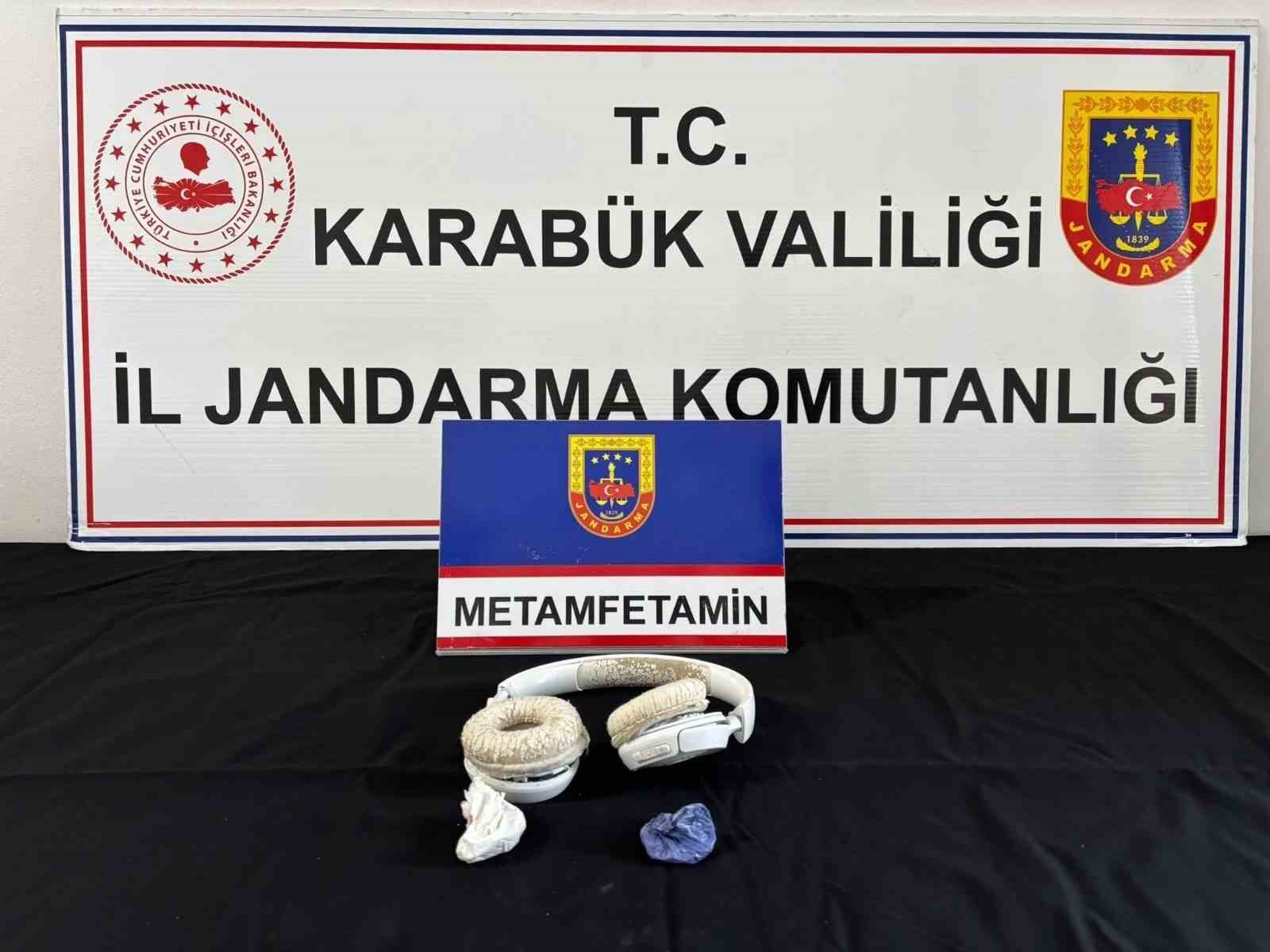 karabuk-te-jandarmadan-uyusturucu-operasyonu-6-supheli-adliyeye-sevk-edildi