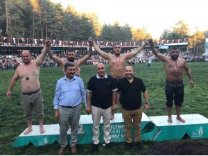 Ariç, Yağlı Güreşte Adana’ya Üçüncülük Getirdi