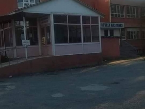 Mahalle Muhtarının Kullanılmayan Hastane Bahçesi İçin Otopark Olsun Talebi