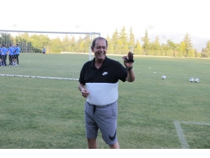 Yücel İldiz: "Ayağımızı Yere Sağlam Basmalıyız"