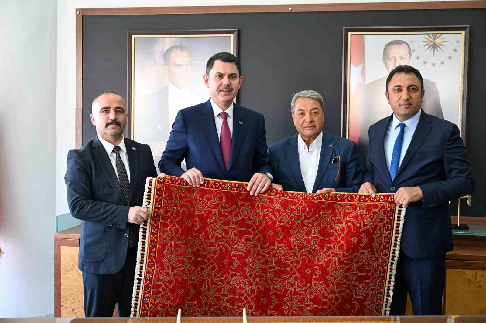 kuluncak-belediye-baskani-erhan-cengiz-den-bakan-kurum-a-tesekkur