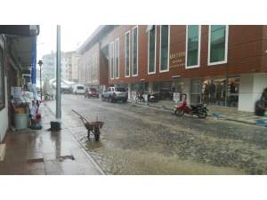 Pazaryeri’nde Çiftçiler Endişeli