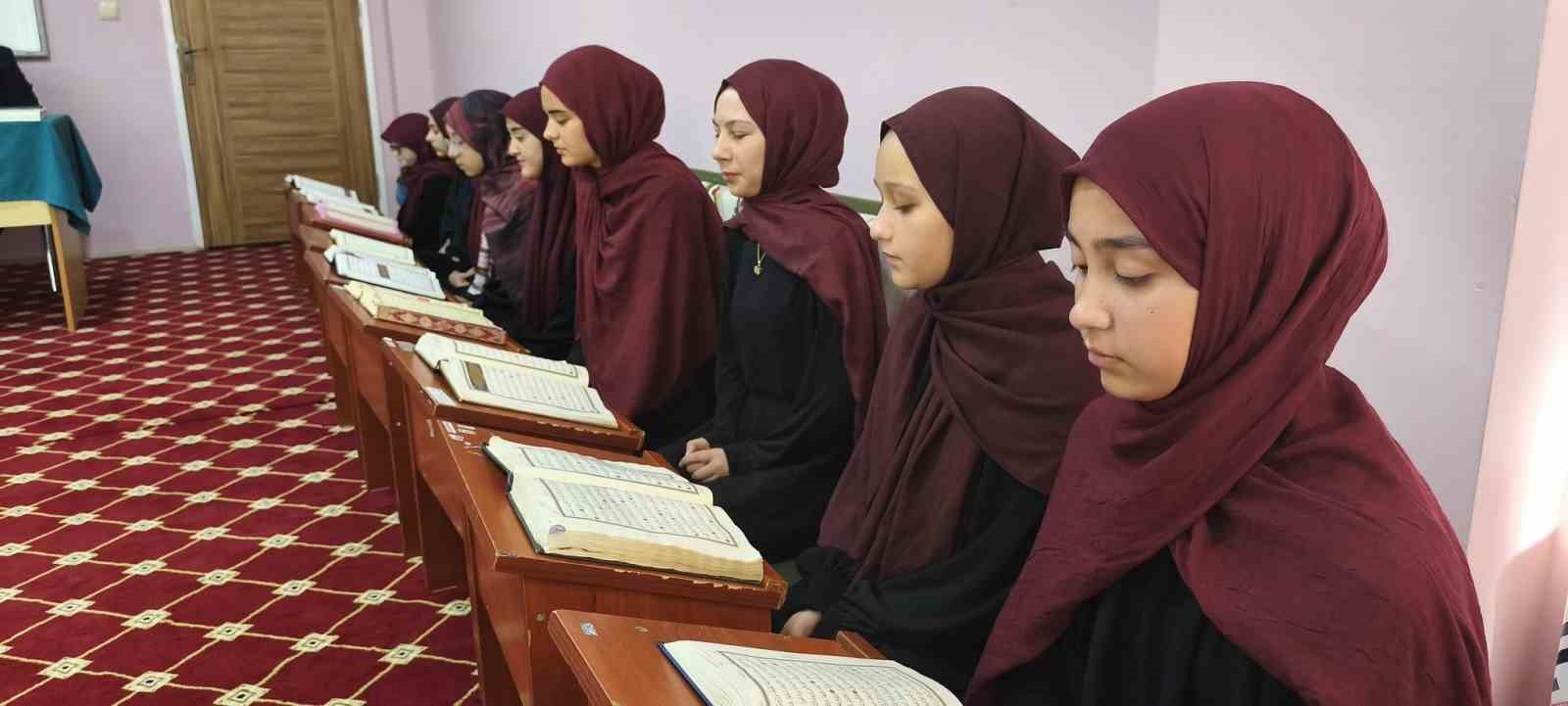bozyazi-da-hafizlik-kurslari-yeni-doneme-hazirlaniyor