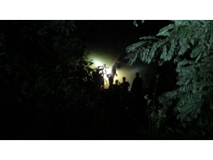 İki Oğlu Ve İki Damadıyla Düğüne Giderken Baraja Uçtular: 4 Kişi Kayıp