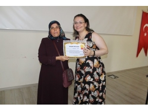 Okuma Yazma Bilmeyen Kadınların Umudu Oldu