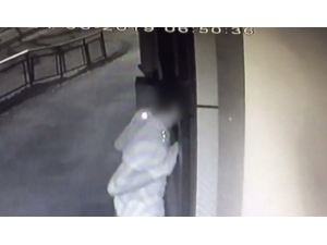 Esenler Ve Eyüpsultan’da Evlere Dadanan Hırsızlar Önce Kameraya Sonra Polise Yakalandı