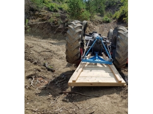 Traktör Altında Kalan Karı Koca Öldü