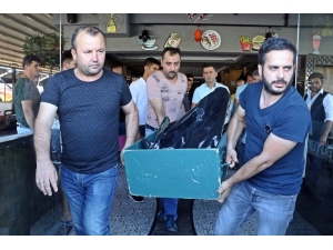 Akıma Kapılan Asansör Servis Elemanı Hayatını Kaybetti