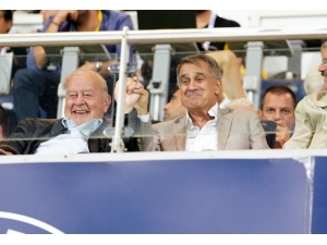 Şenol Güneş Tribünde