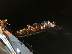 Ayvalık’ta 41 Göçmen Yakalandı